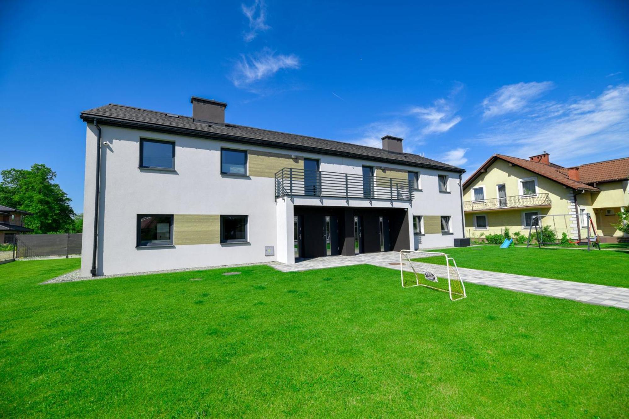 Comfort Apartments Oświęcim Esterno foto